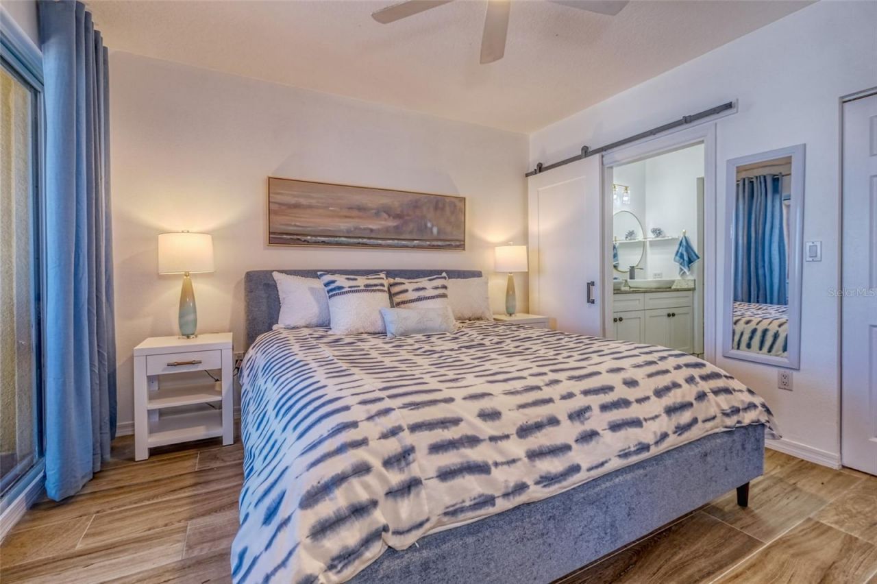 16600 Gulf Boulevard, Unit 536, North Redington Beach, FL 33708 Photo