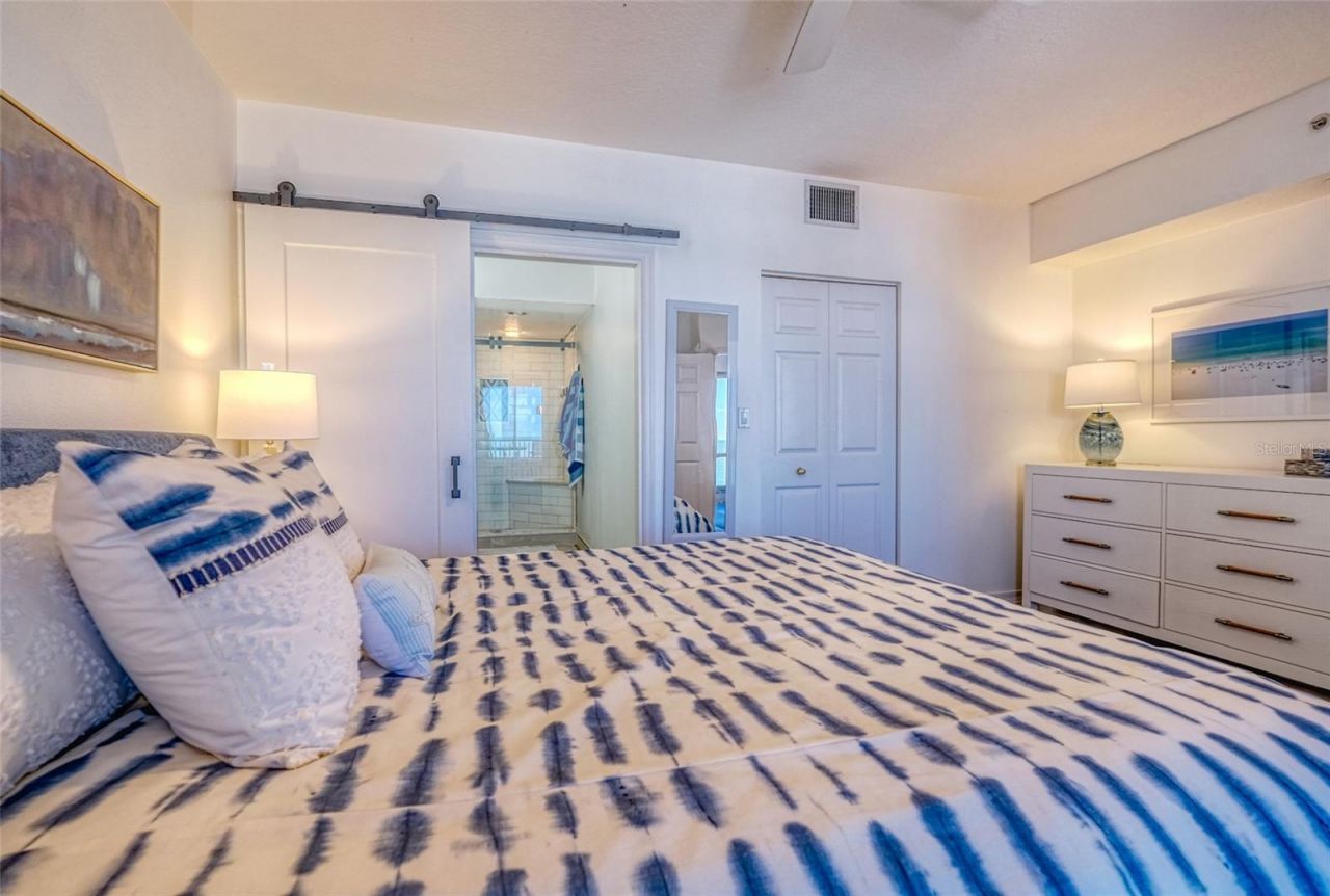 16600 Gulf Boulevard, Unit 536, North Redington Beach, FL 33708 Photo