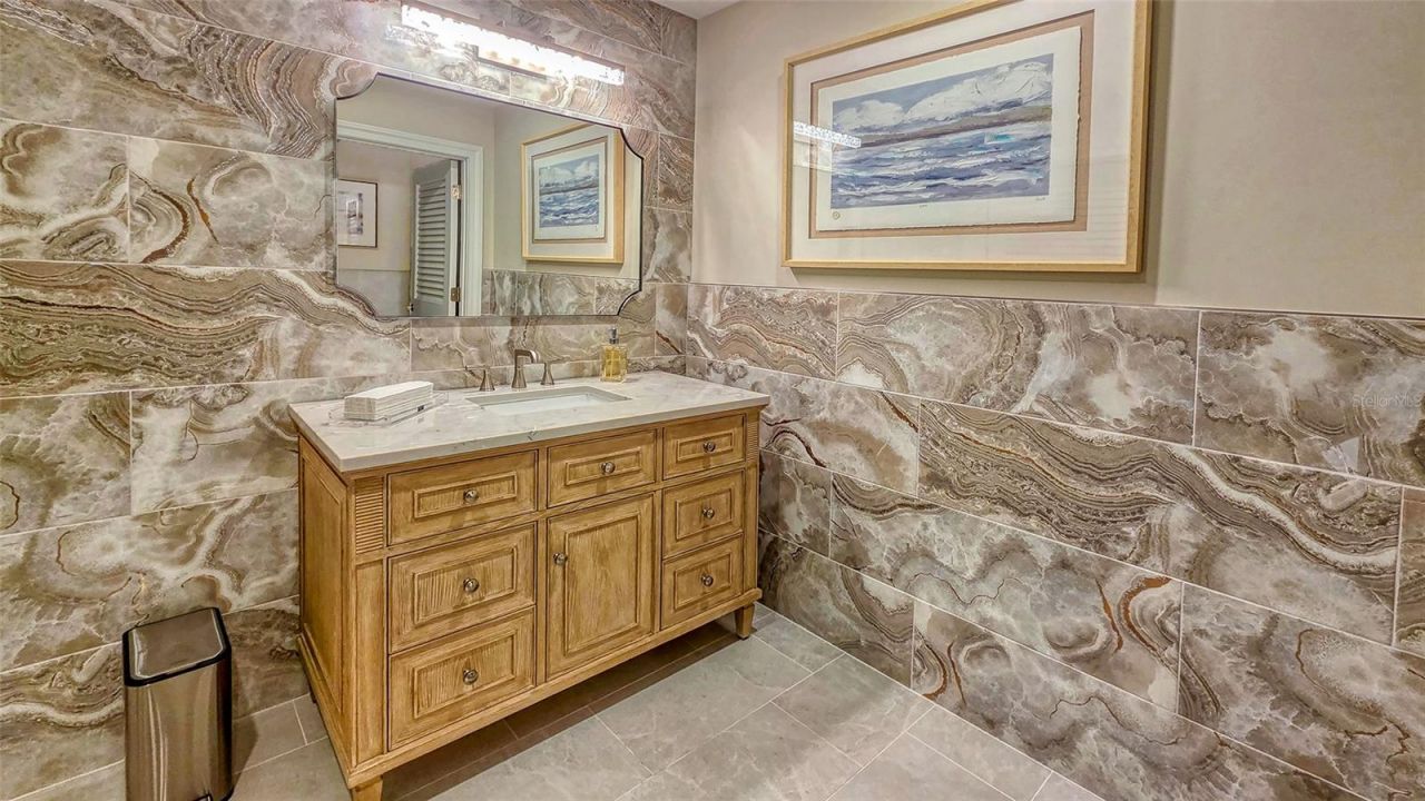 16600 Gulf Boulevard, Unit 536, North Redington Beach, FL 33708 Photo