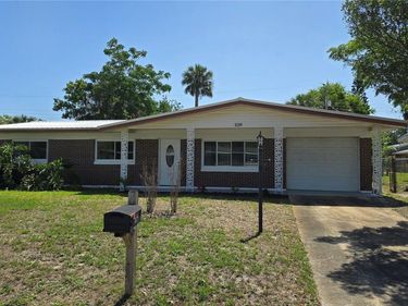 1119 EDITH DRIVE, DAYTONA BEACH, FL 32117