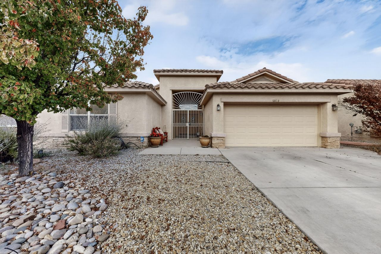 5923 Los Ritos Court Nw, Albuquerque, NM 87120 Main Photo