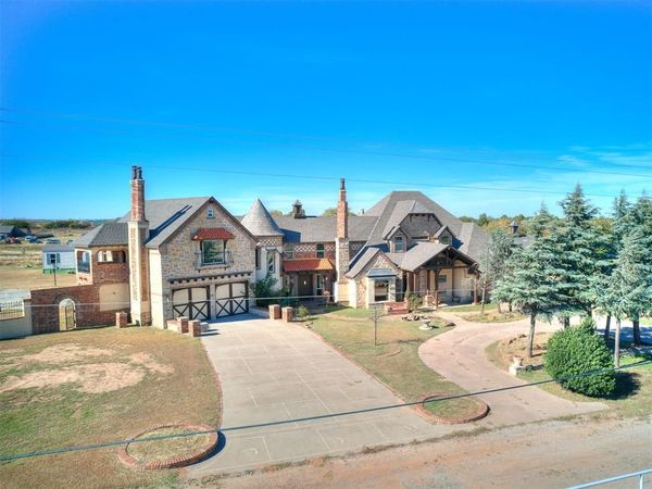 8832 E US Highway 66, El Reno, OK 73036