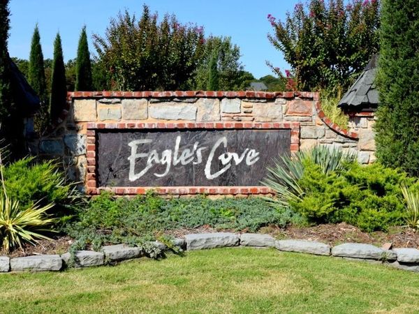 3600 Brook Valley Drive, Edmond, OK 73049