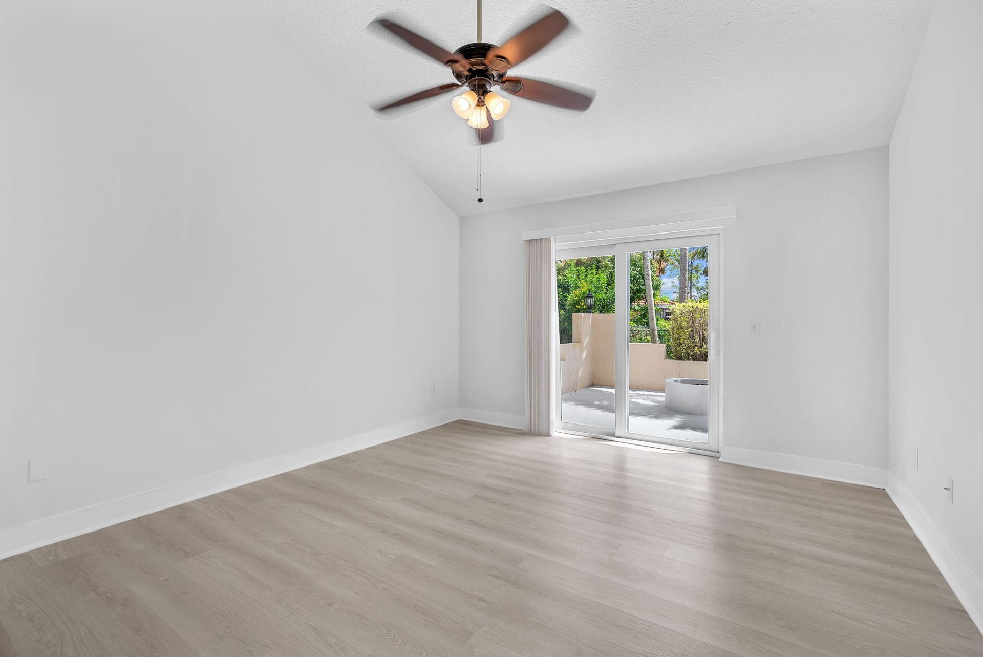 1343 Lake Breeze Drive, Wellington, FL 33414 Photo