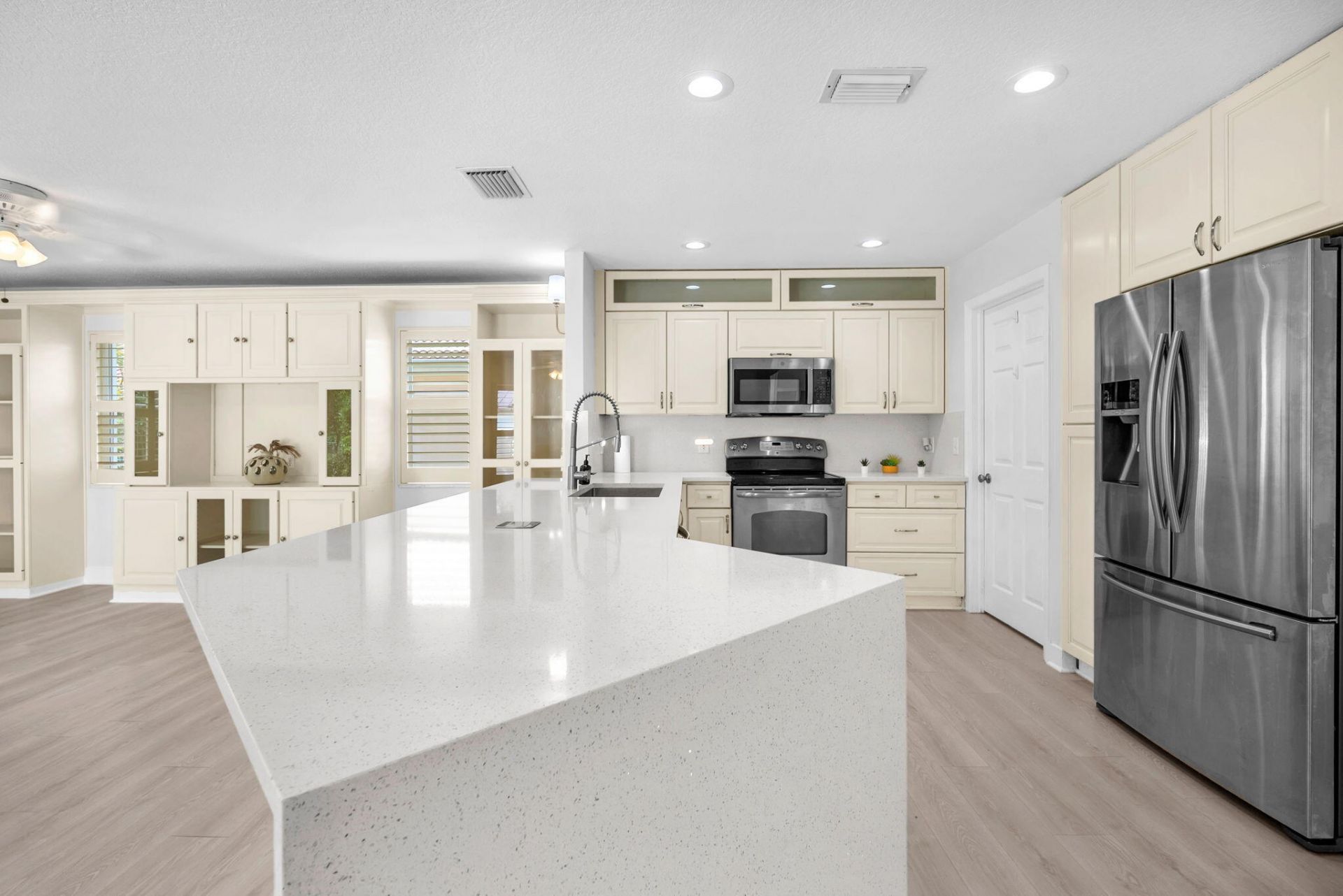 1343 Lake Breeze Drive, Wellington, FL 33414 Photo