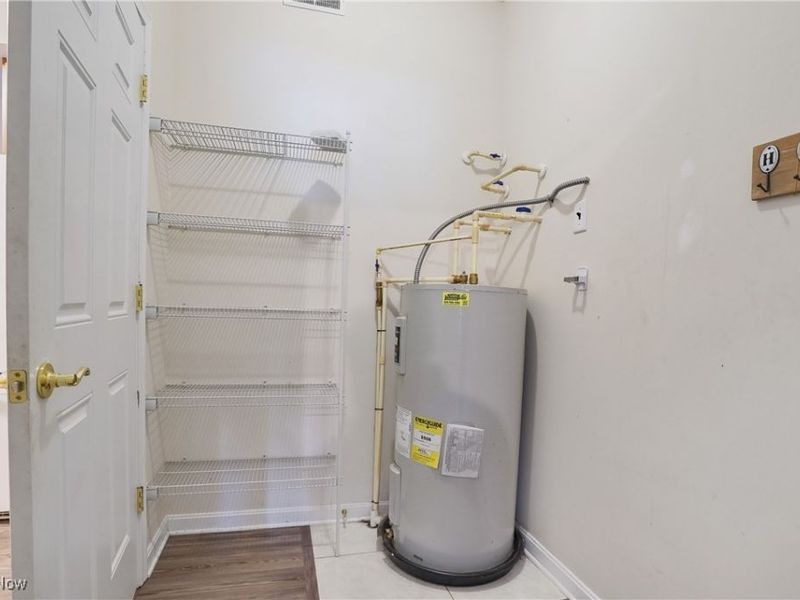 522 Robinwood Lane, Unit i, Copley, OH 44321 Photo 25