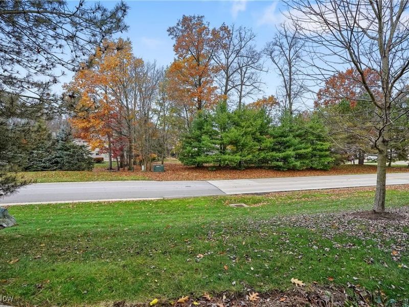 522 Robinwood Lane, Unit i, Copley, OH 44321 Photo 5