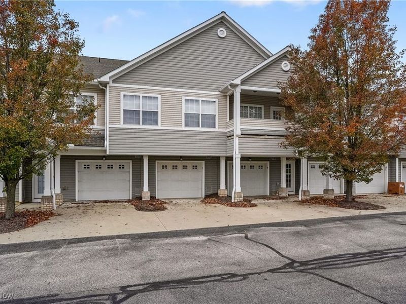 522 Robinwood Lane, Unit i, Copley, OH 44321 Photo 6