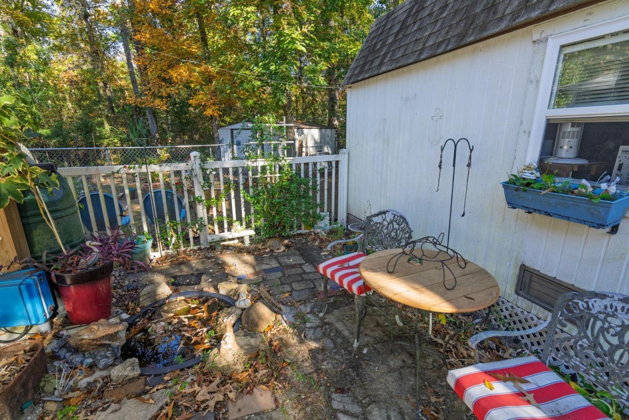 882 Claussen House Drive Photo 24