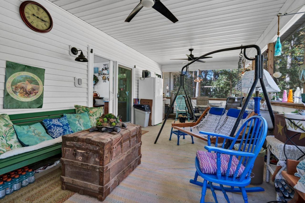 882 Claussen House Drive Photo 5