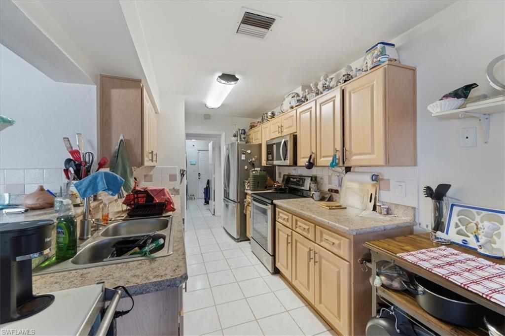 1514 Canal St, Lehigh Acres, FL 33936 Photo