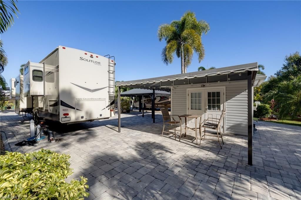 5846 Burrwood Ct E, Fort Myers, FL 33905 Photo