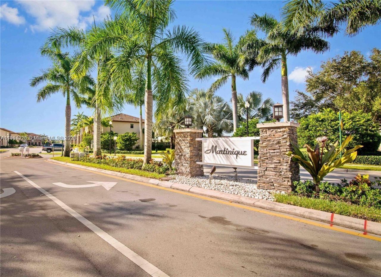 3217 SE 4th St, Homestead, FL 33033 Photo