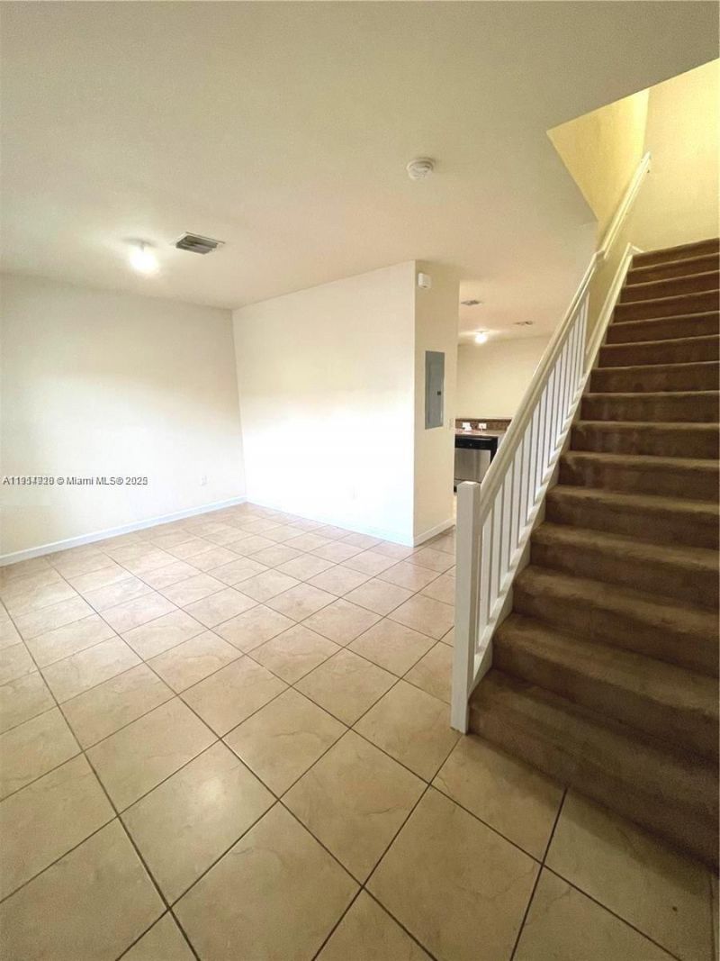 3217 SE 4th St, Homestead, FL 33033 Photo