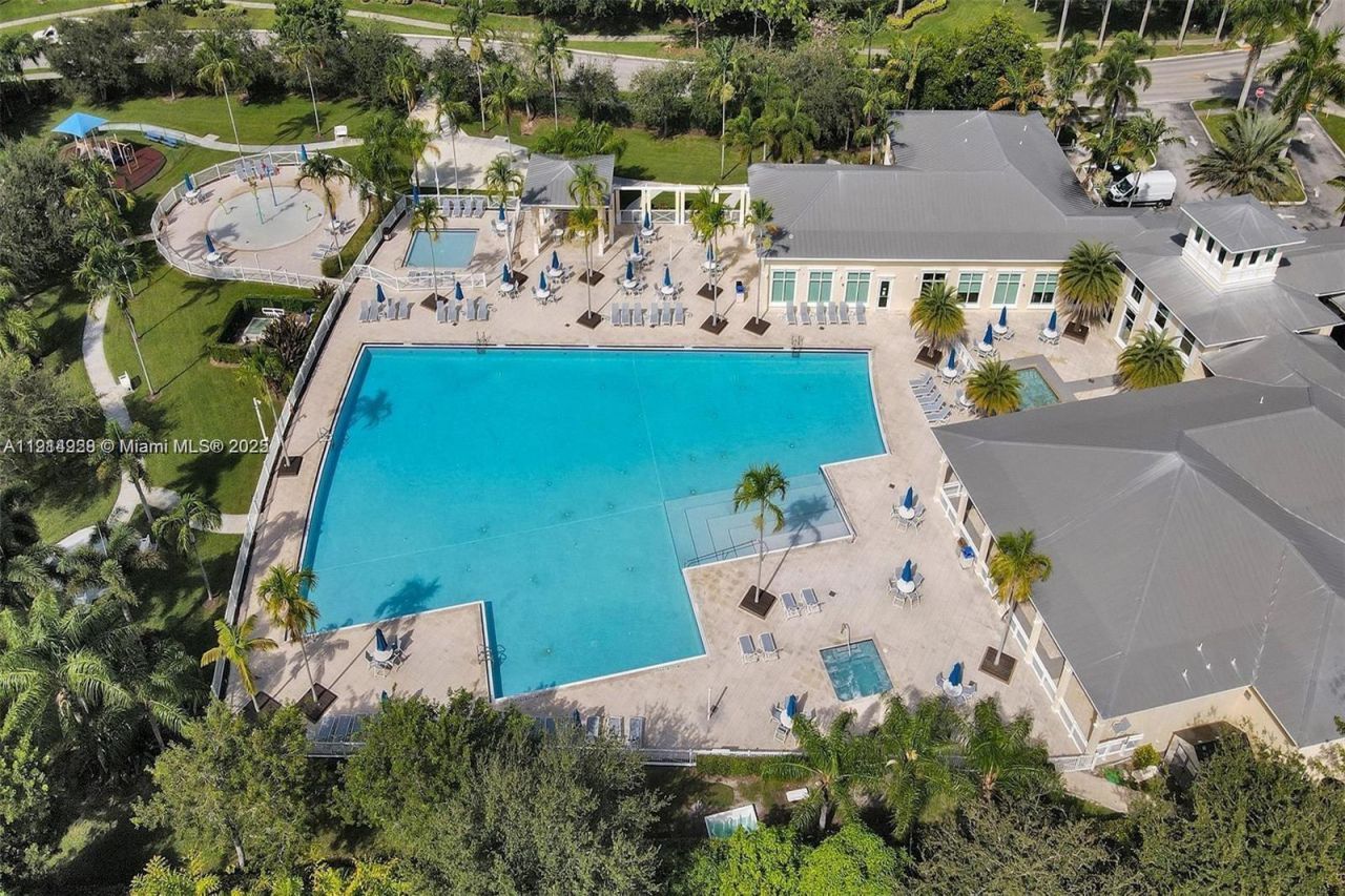 3217 SE 4th St, Homestead, FL 33033 Photo