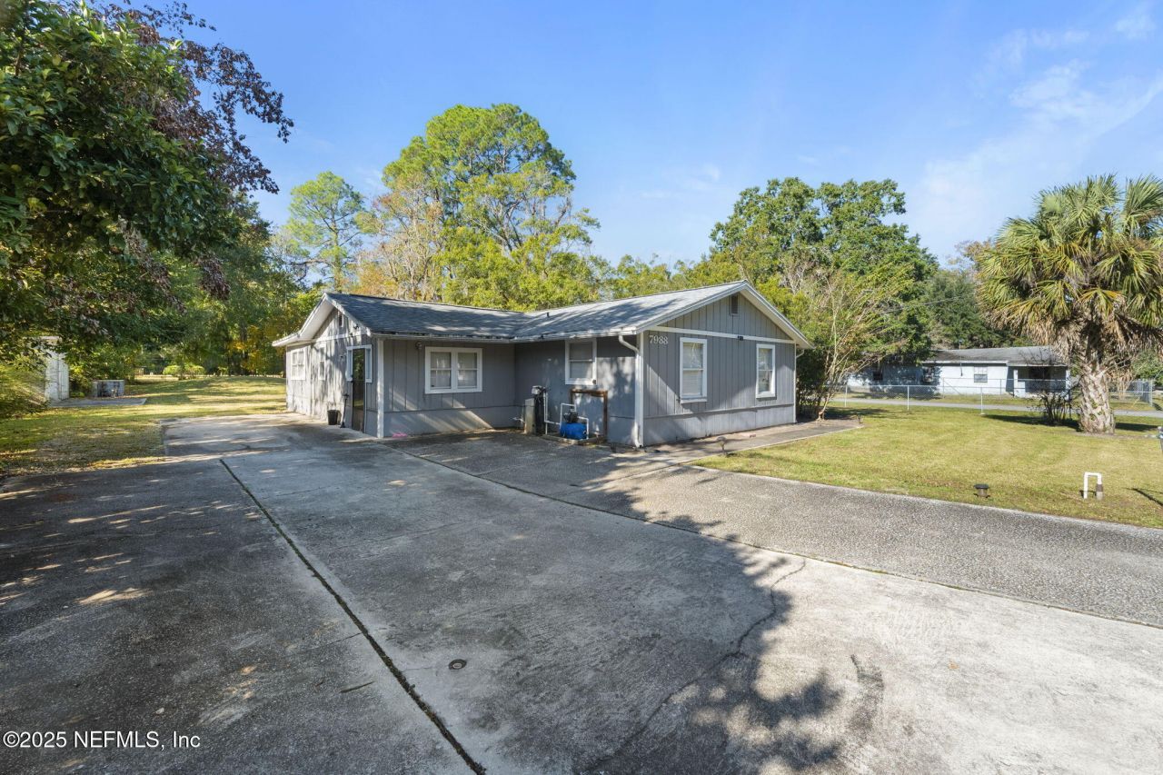 7988 Waxwing Avenue, Jacksonville, FL 32219 Main Photo