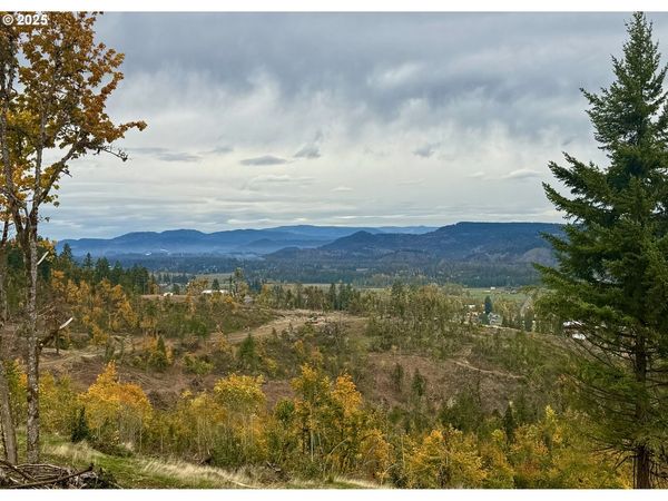 37308 Hyw 58, Pleasant Hill, OR 97455