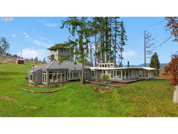 37308 HIGHWAY 58, Pleasant Hill, OR 97455