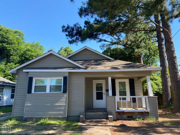 1308 W Huntington Avenue W, Jonesboro, AR 72401