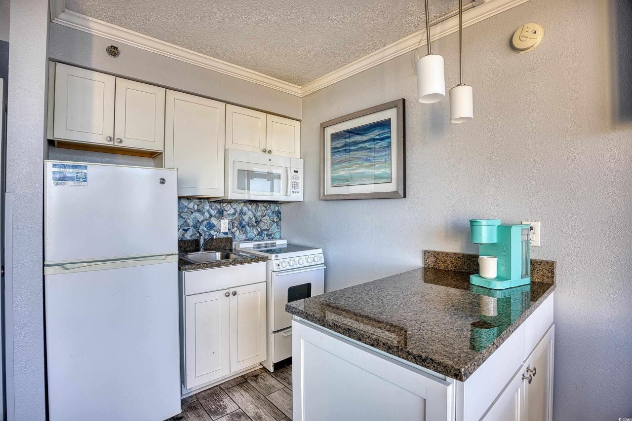 6900 N Ocean Blvd. Photo 16