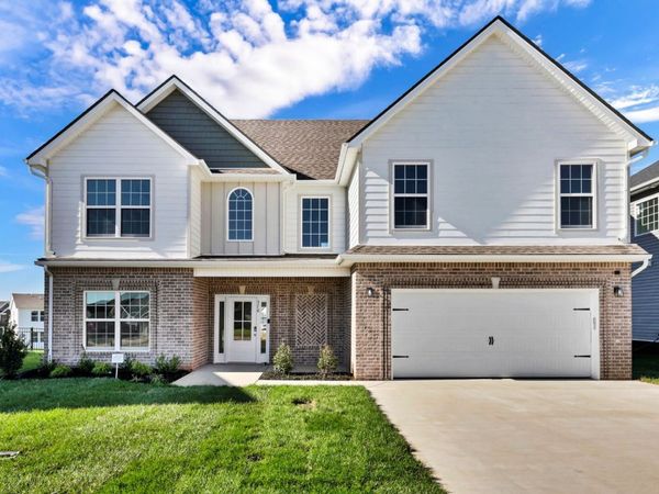 370 Kingland Ln, Clarksville, TN 37043