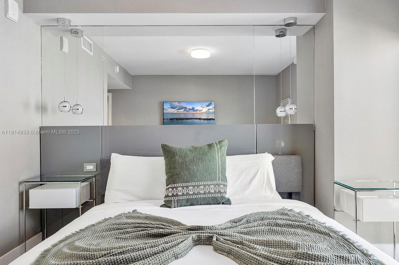 1150 101st St, Unit 701, Bay Harbor Islands, FL 33154 Photo