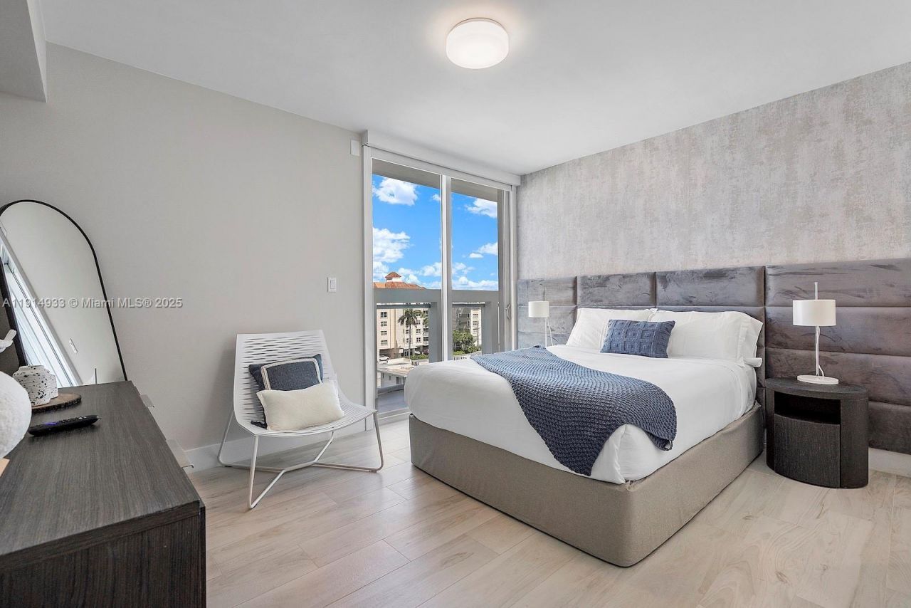 1150 101st St, Unit 701, Bay Harbor Islands, FL 33154 Photo