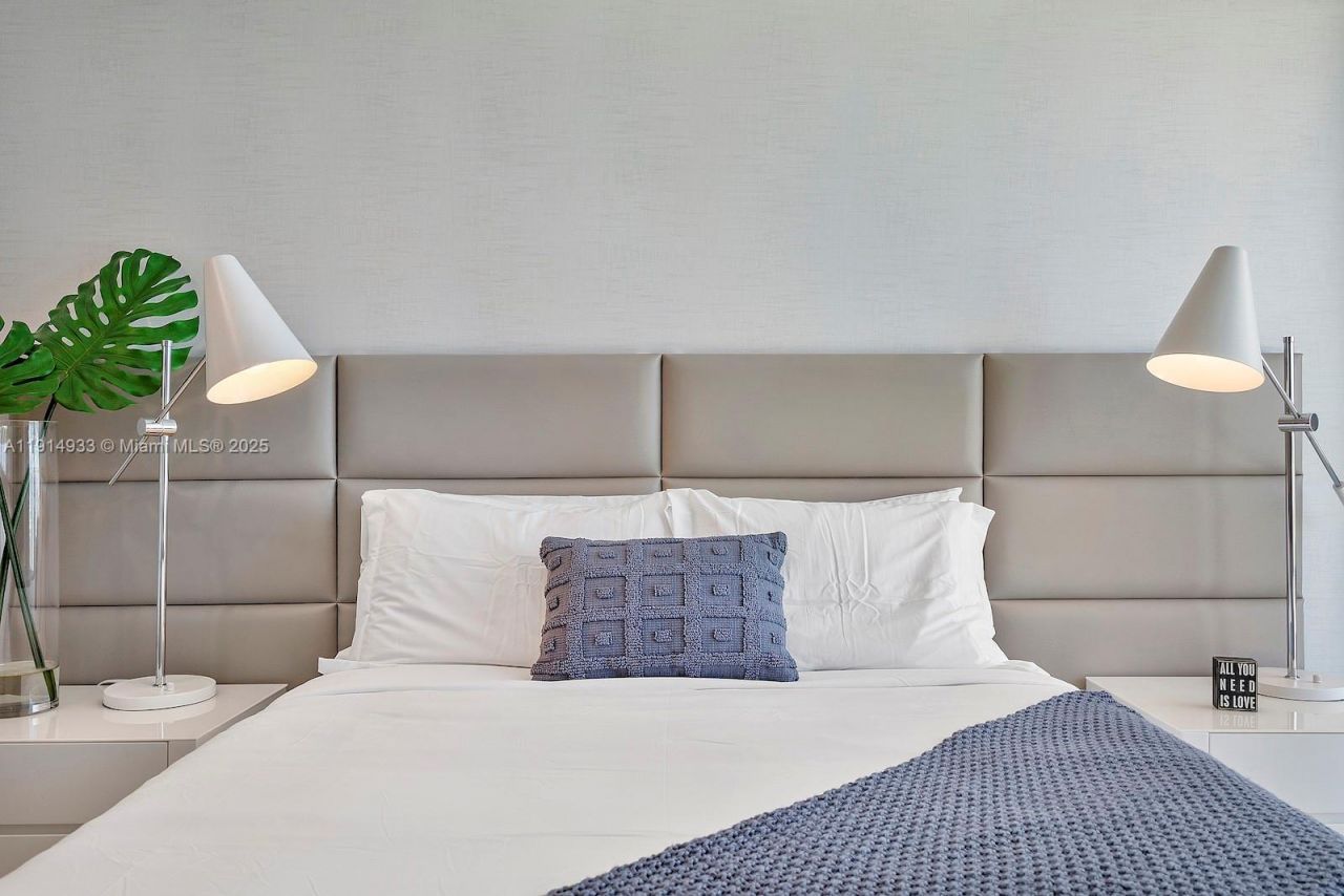 1150 101st St, Unit 701, Bay Harbor Islands, FL 33154 Photo