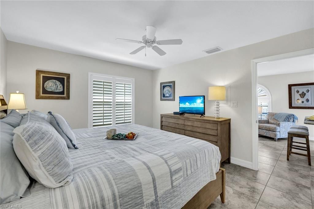 655 8th Ave S, Unit 6, Naples, FL 34102 Photo