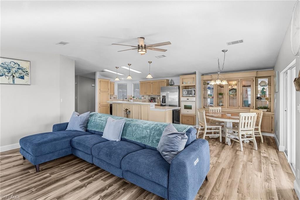 3089 Skipper Ln, Saint James City, FL 33956 Photo