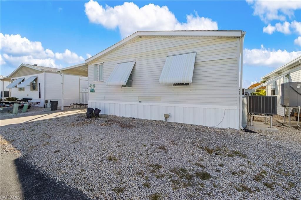 3089 Skipper Ln, Saint James City, FL 33956 Photo