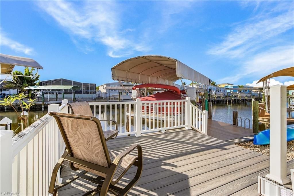 3089 Skipper Ln, Saint James City, FL 33956 Photo