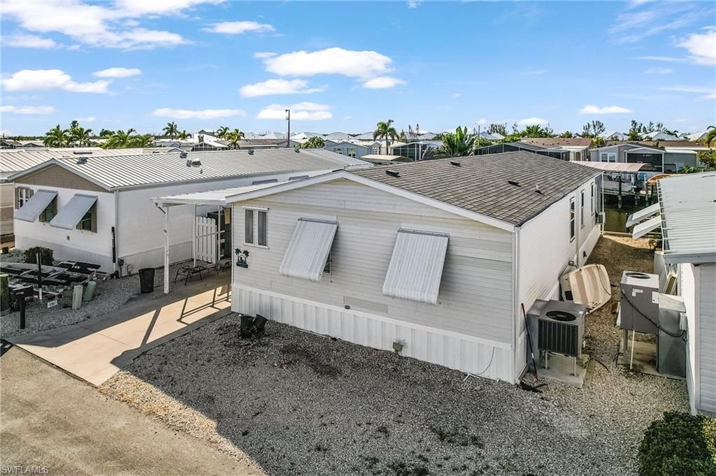 3089 Skipper Ln, Saint James City, FL 33956 Photo