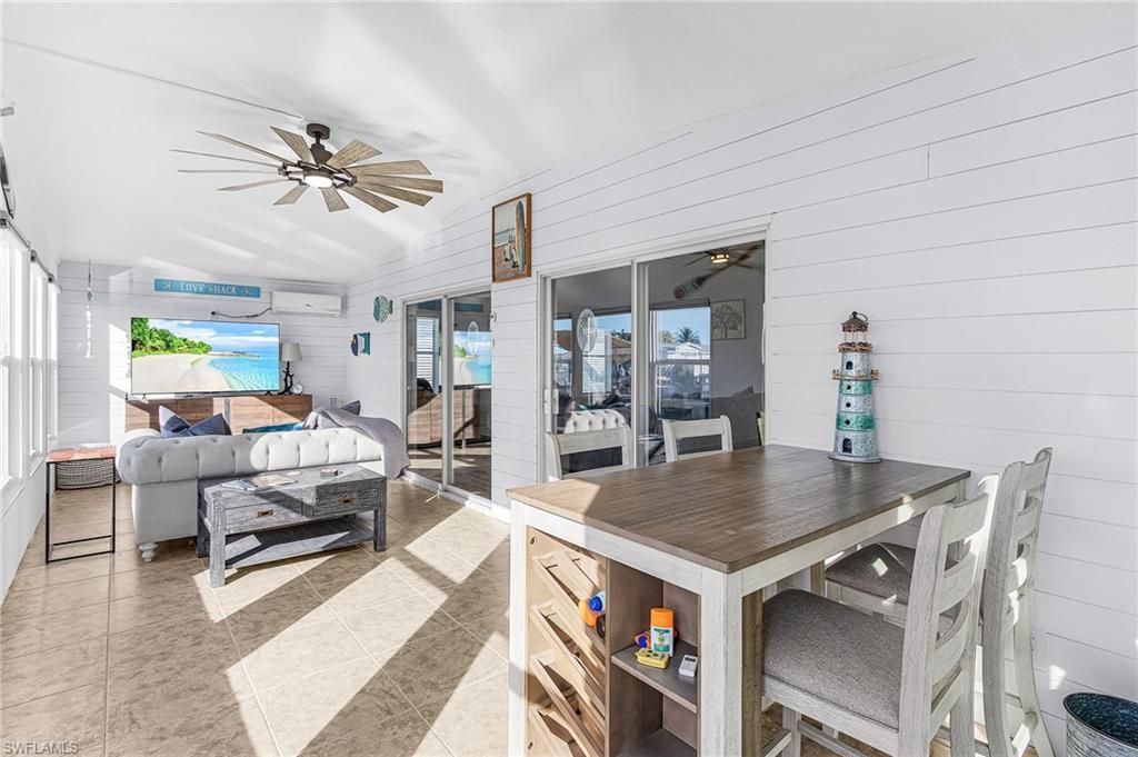 3089 Skipper Ln, Saint James City, FL 33956 Photo