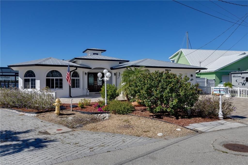 11787 Island Ave, Matlacha, FL 33993 Photo