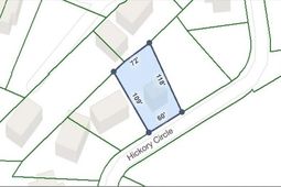 1011 Hickory Circle photo 4