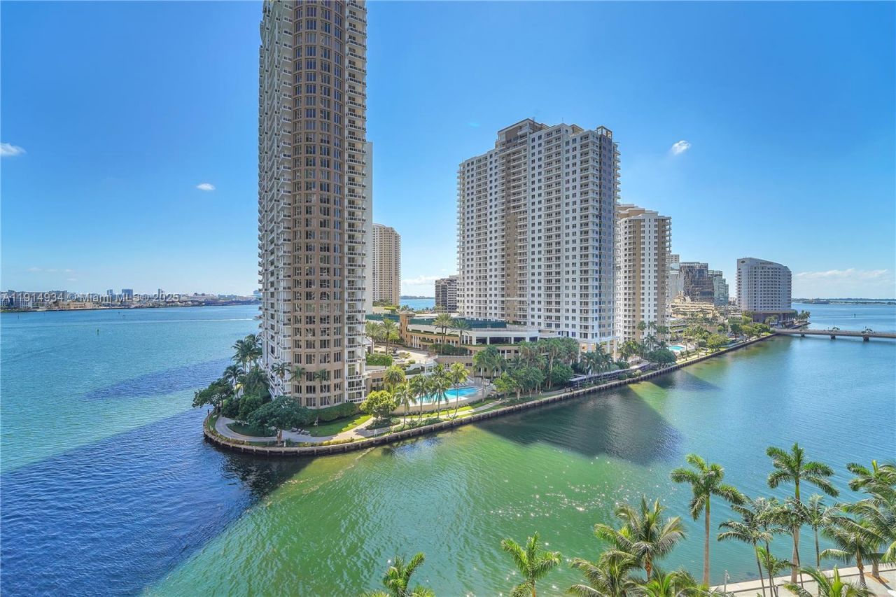 465 Brickell Ave, Unit 1001, Miami, FL 33131 Photo