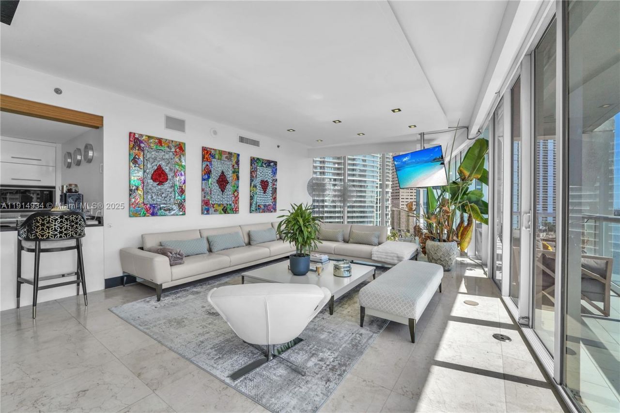465 Brickell Ave, Unit 1001, Miami, FL 33131 Photo