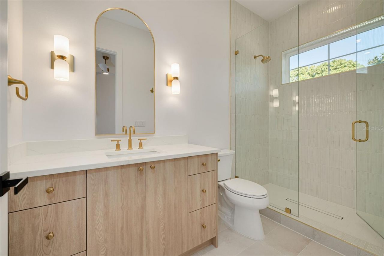 921 12th Street N, Saint Petersburg, FL 33705 Photo