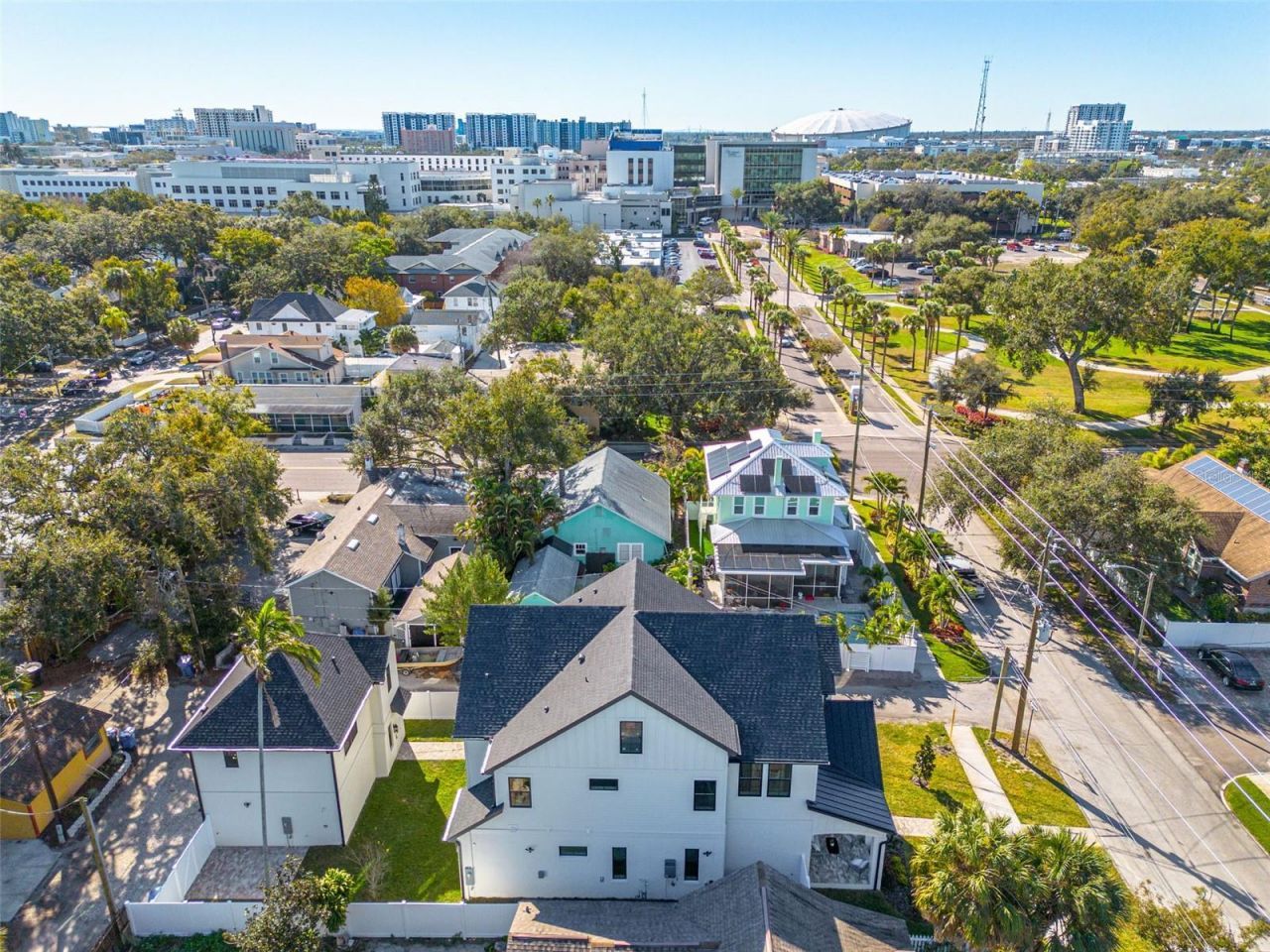 921 12th Street N, Saint Petersburg, FL 33705 Photo