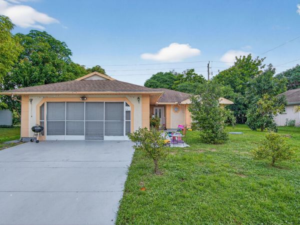3053 SE Wake Road, Port St. Lucie, FL 34984