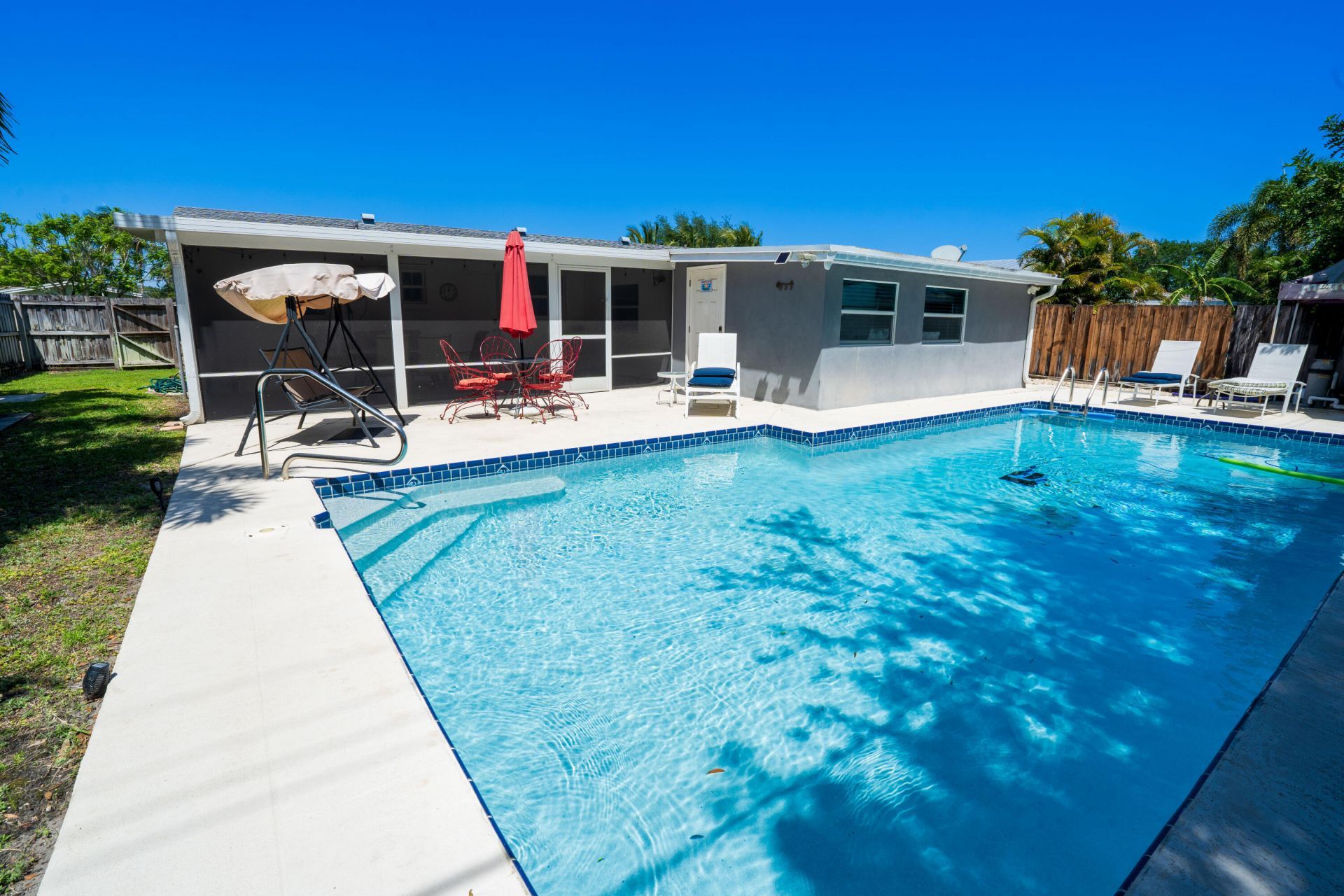 4386 Bamboo Drive, Palm Beach Gardens, FL 33410 Photo