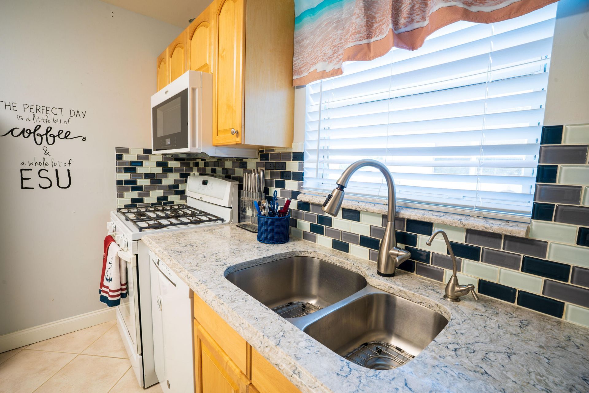 4386 Bamboo Drive, Palm Beach Gardens, FL 33410 Photo