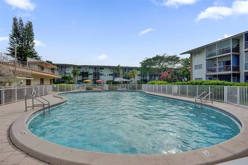 17001 NE 13th Avenue, Unit 104, Miami, FL 33162 Photo