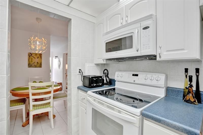 17001 NE 13th Avenue, Unit 104, Miami, FL 33162 Photo