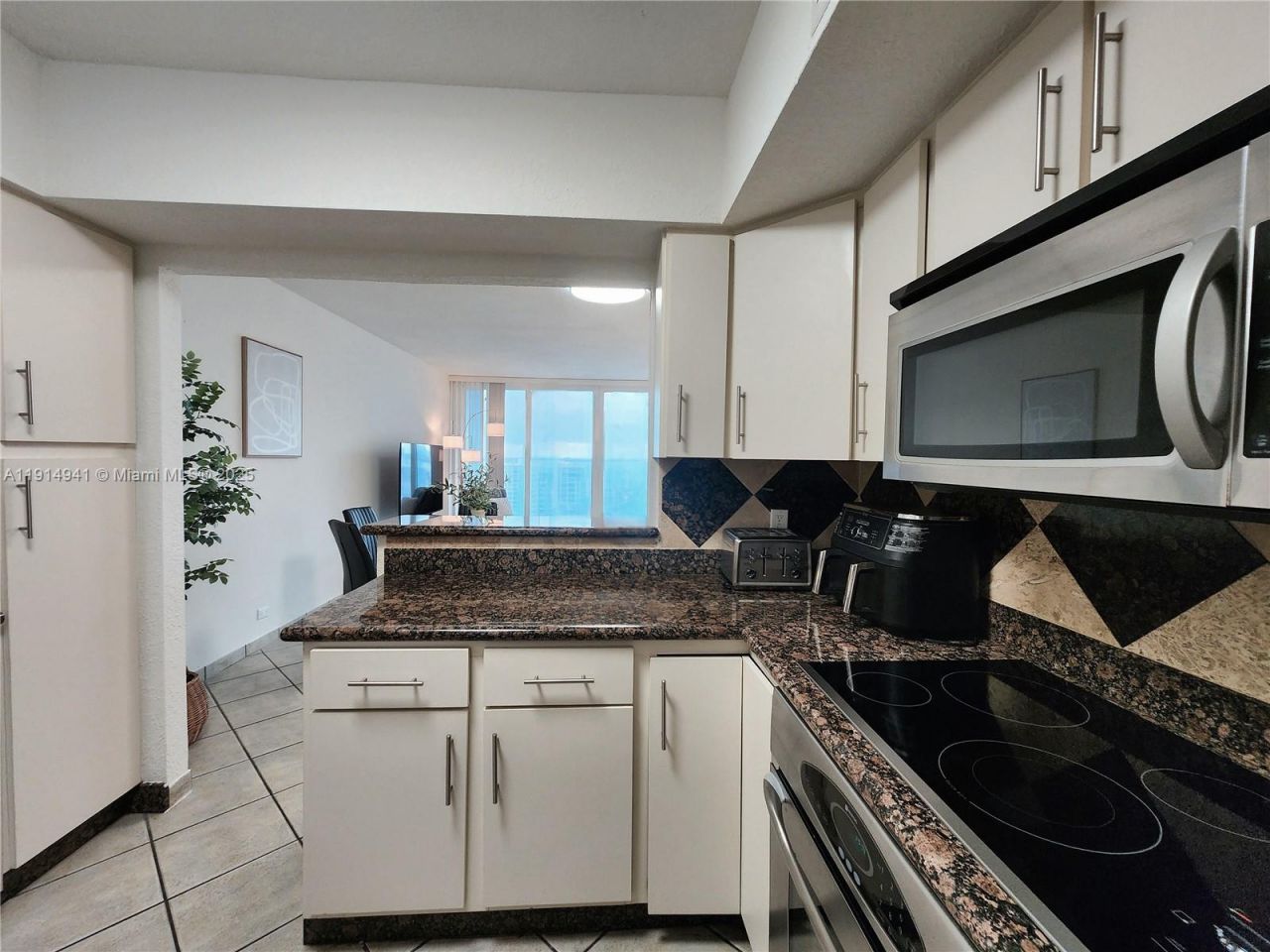 3505 S Ocean Dr, Unit 1202, Hollywood, FL 33019 Photo