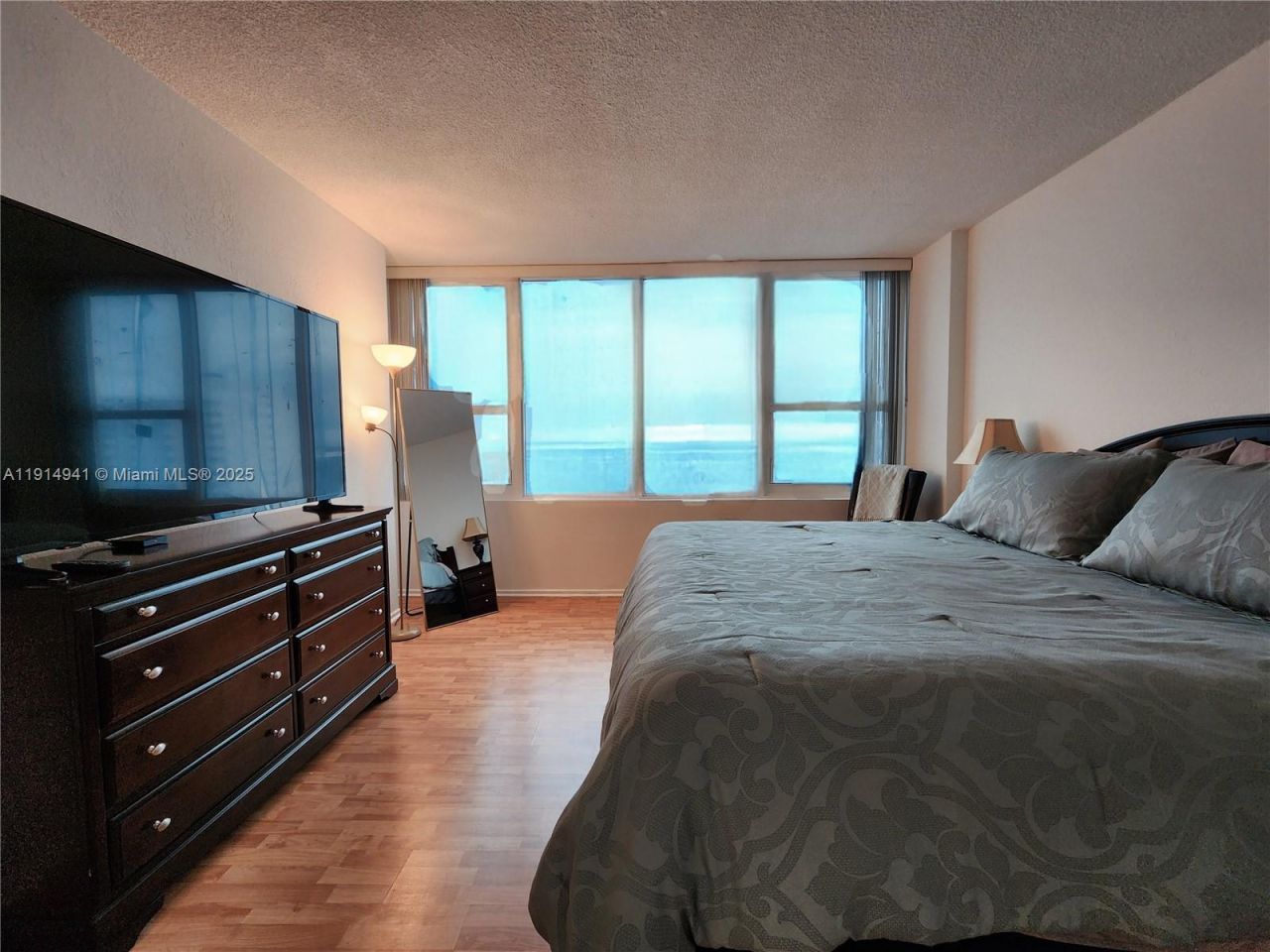 3505 S Ocean Dr, Unit 1202, Hollywood, FL 33019 Photo
