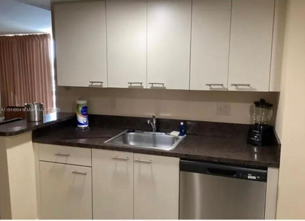 16690 Blatt Blvd, Unit A, Weston, FL 33326 Photo