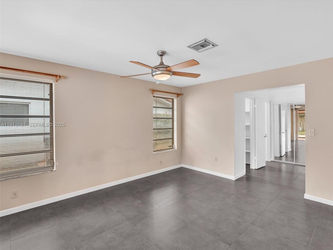 6360 Simmons St, Miami Lakes, FL 33014 Photo