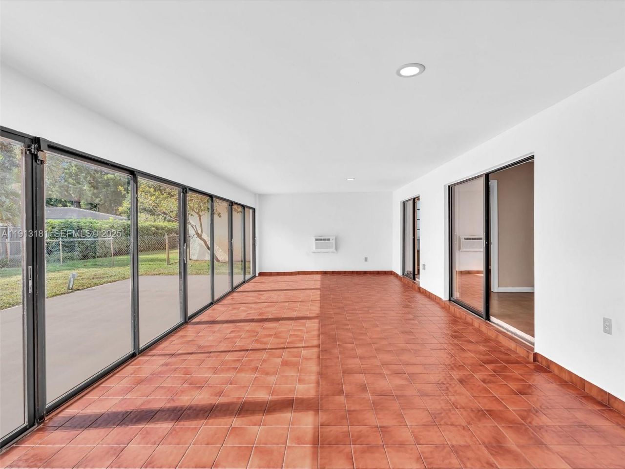 6360 Simmons St, Miami Lakes, FL 33014 Photo